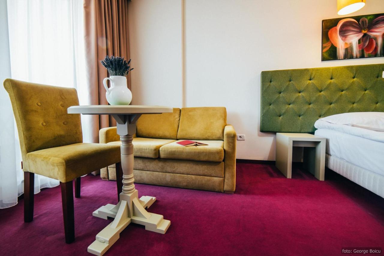 La Conac In Bucovina Hotel Gura Humorului Eksteriør billede