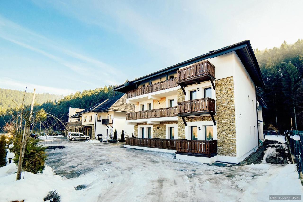 La Conac In Bucovina Hotel Gura Humorului Eksteriør billede